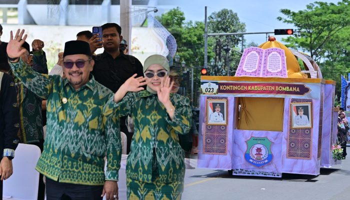 Mobil Hias Kabupaten Bombana Tampil Memukau di Pawai STQH Nasional ke XXVIII