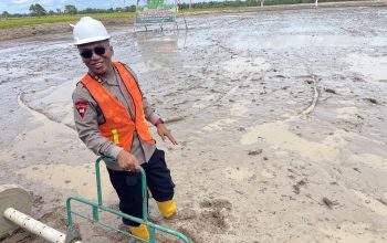 Hadiri Tanam Perdana Padi Sawah Rakyat, Kapolres Harap Pertanian di Bombana Jadi Penopang Ekonomi