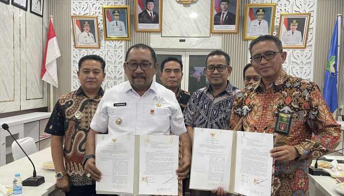 Dekatkan Layanan Hukum ke Warga, Pemkab Bombana Gandeng PN Pasar Wajo