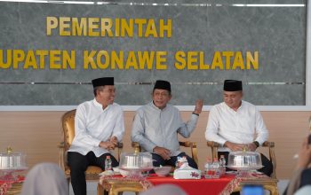 Sambut Wagub Sultra di Andoolo, Irham Kalenggo dan Wahyu Imran Pererat Sinergi Lewat Safari Ramadan